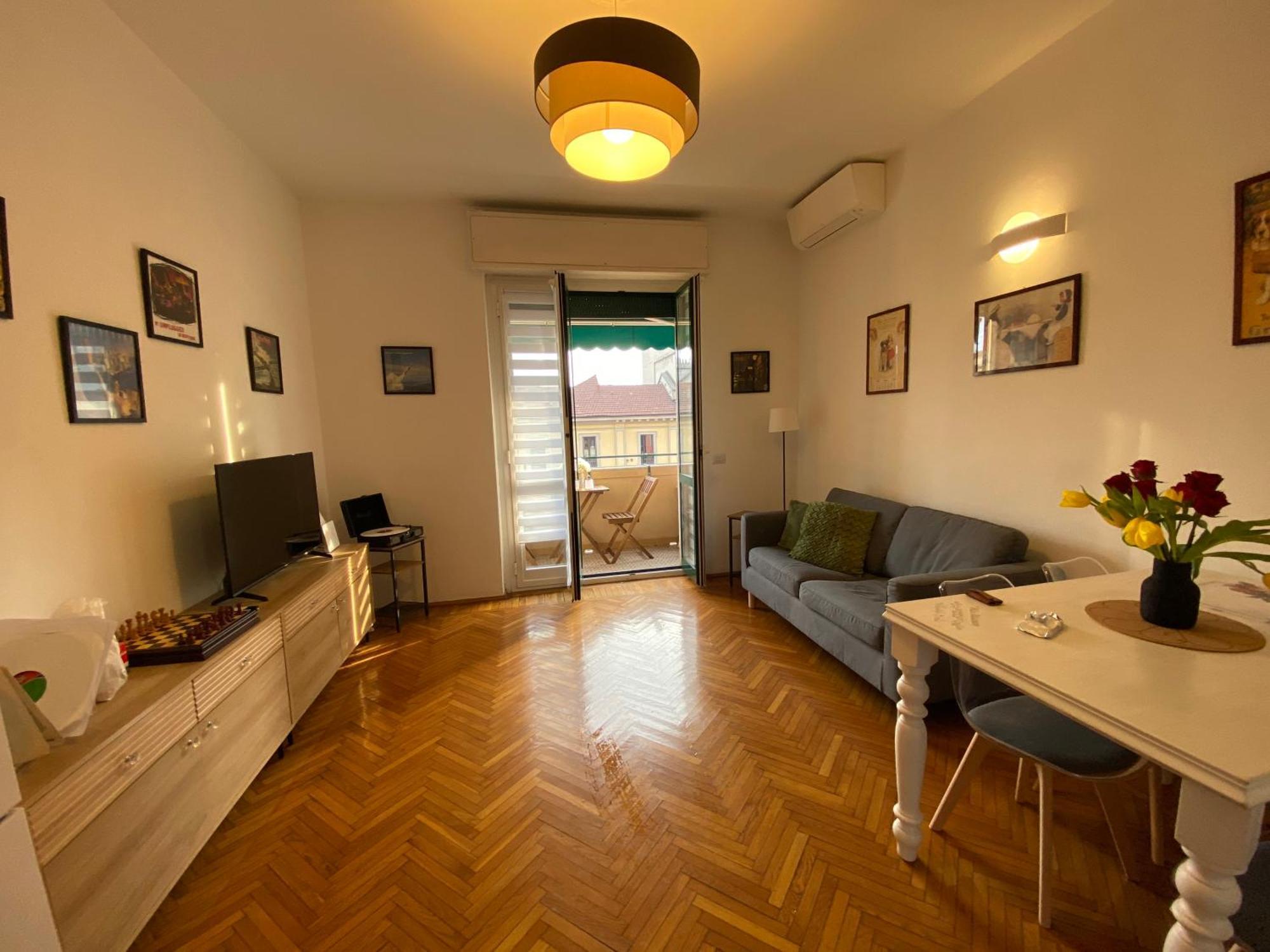 Daniela'S Spazioso Appartamento Ai Navigli Milan Exterior photo